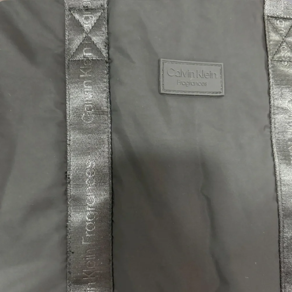 CK / Calvin Klein Puffed Men weekend duffle bag